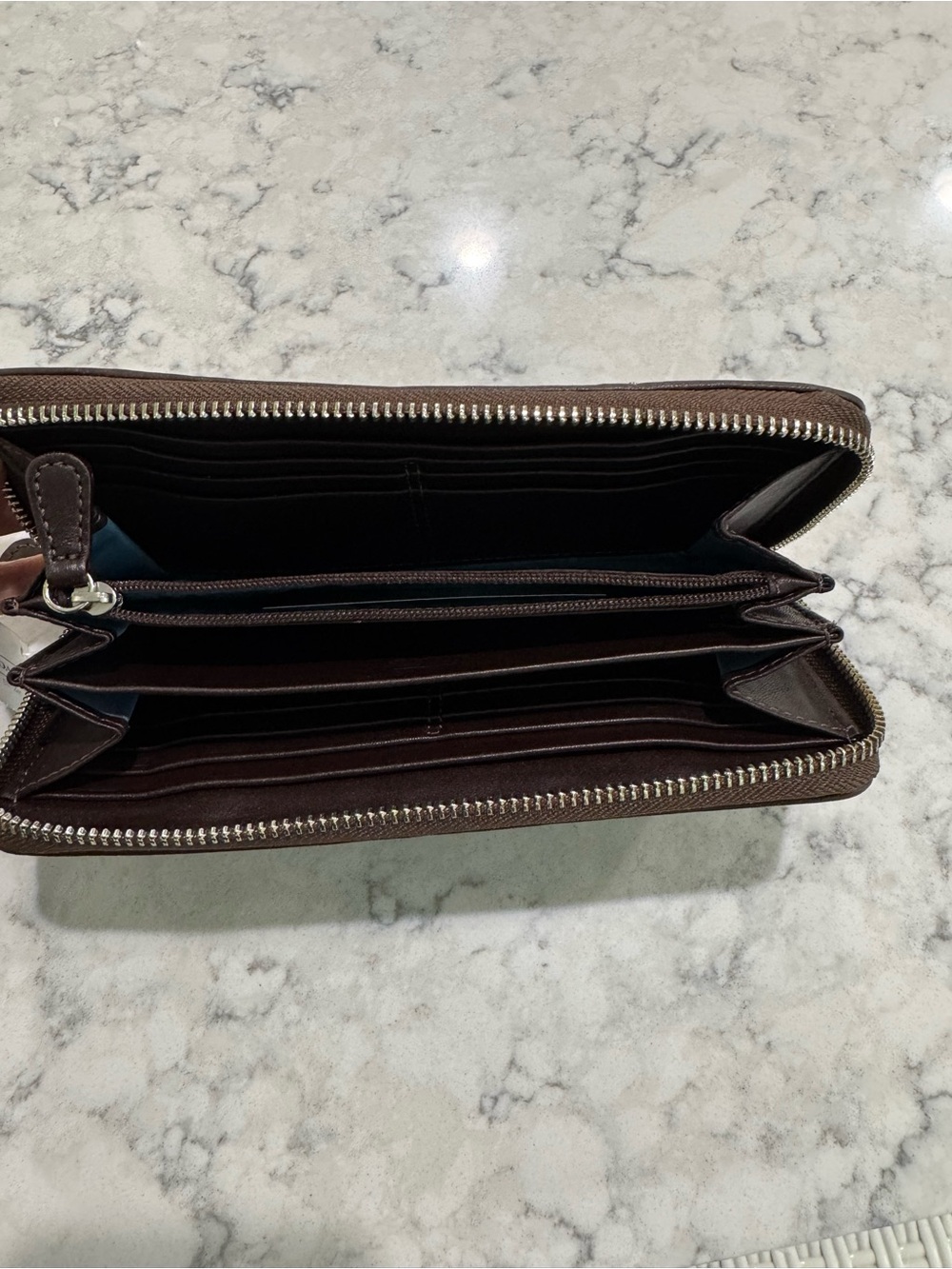 Coach Vintage Zoe F43384 mahogany brown leather accordion wallet NWT - Picture 5 of 6